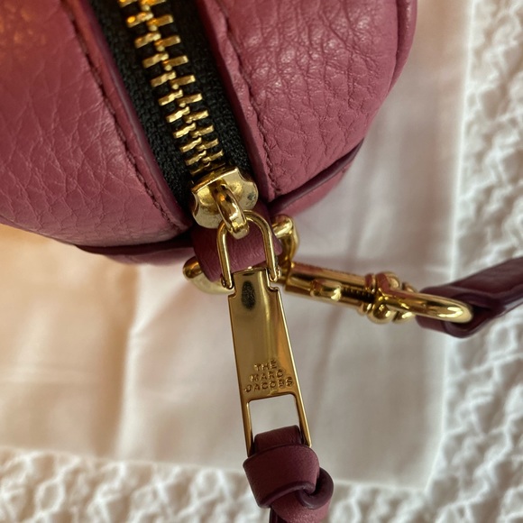 Marc Jacobs Softshot Crossbody Bag - Picture 7 of 7